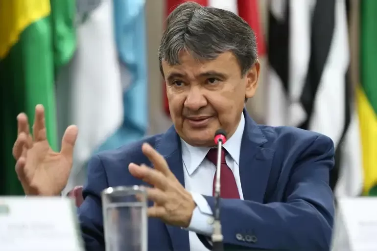 Ministro detalha crédito a famílias da PB e fala em compromisso de acabar com a fome