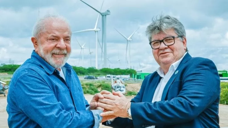 Lula assina decretos para titulação de terras a comunidades quilombolas na Paraíba