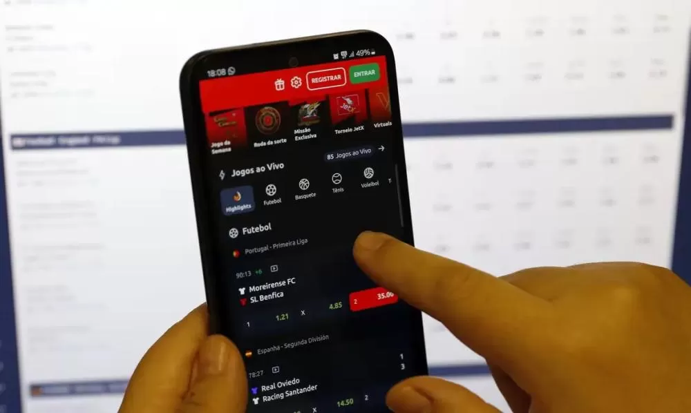 Beneficiários do Bolsa Família gastam R$ 3 bi em apostas