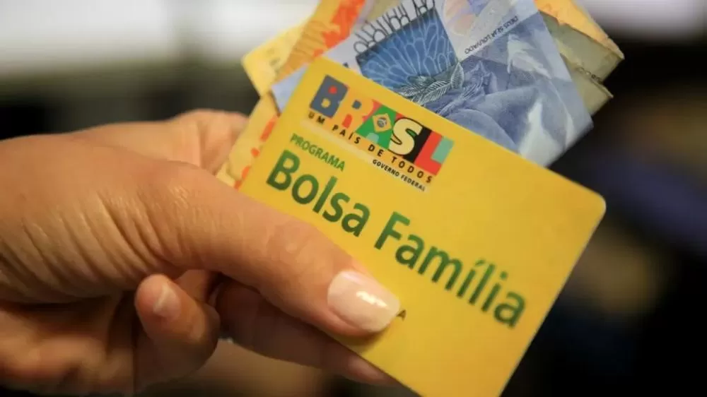 Governo mantém, por ora, uso do cartão do Bolsa Família em apostas