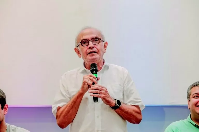 Cícero Lucena exonera três secretários para foco no segundo turno das Eleições 2024