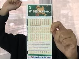 Prêmio da Mega-Sena acumula de novo e vai a R$ 55 milhões; veja os números