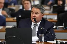 Efraim analisa como “inadmissível” falta de recursos para Operação Carro-Pipa