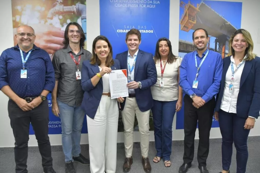 Pollyanna celebra pagamento do Abono Natalino para 1,6 milhão de paraibanos