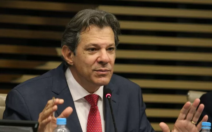 Anúncio de pacote fiscal de Haddad gera confusão e falta de clareza