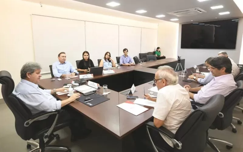 Governador e Prefeito Discutem Cronograma de Obras para Transporte Rápido em João Pessoa