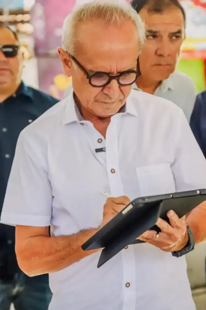 Em João Pessoa, Cícero Lucena autoriza reforma da Praça Josenildo José da Silva