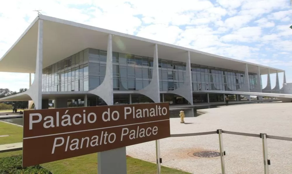 8/1 de Lula terá cerimônia no Planalto e ato com ato na praça dos 3 Poderes