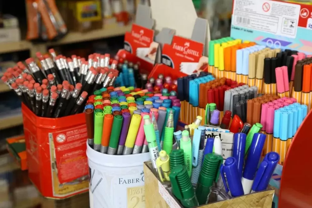 Movimentação nas Lojas de Material Escolar Marca o Início de Janeiro