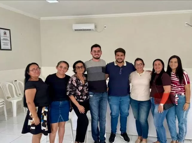 Prefeito de Riacho dos Cavalos discute ações estratégicas com Conselho Tutelar