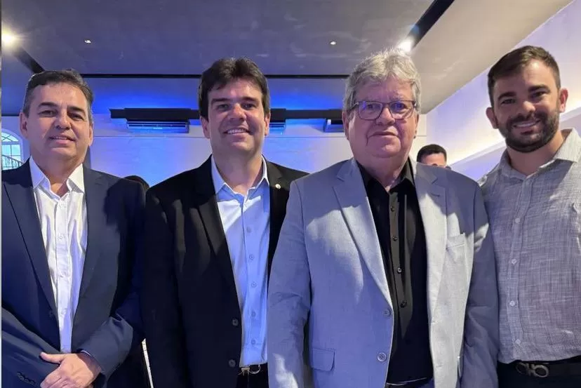 Prefeito Samuel Lacerda participa de evento do Governo do Estado e parabeniza Claudete Leitão pela divulgação de Conceição