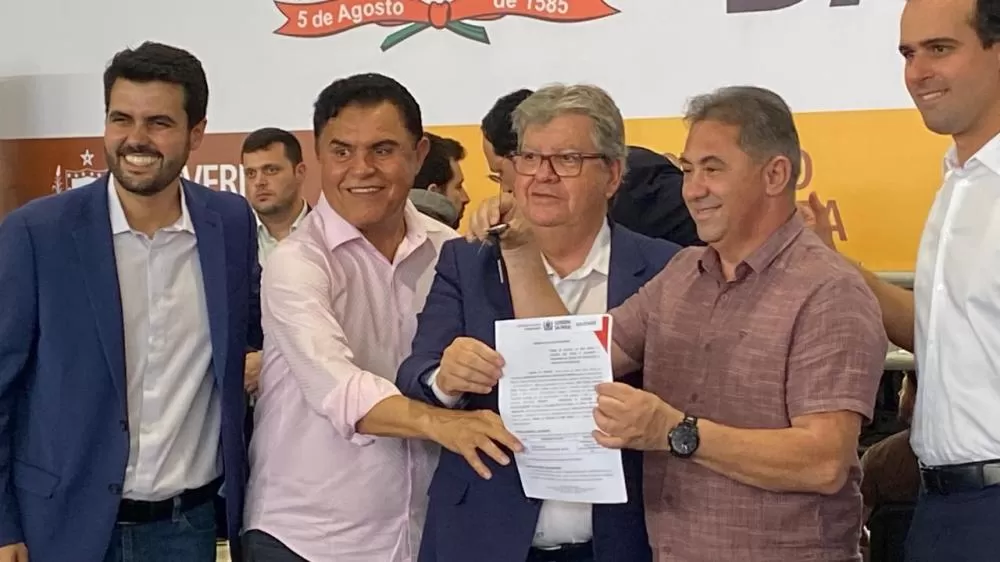 Soledade é contemplada com novo ônibus escolar para a educação municipal