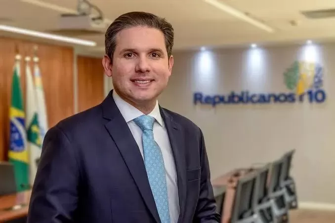 Lula mobiliza ministros para garantir votos em eleições da Câmara e do Senado