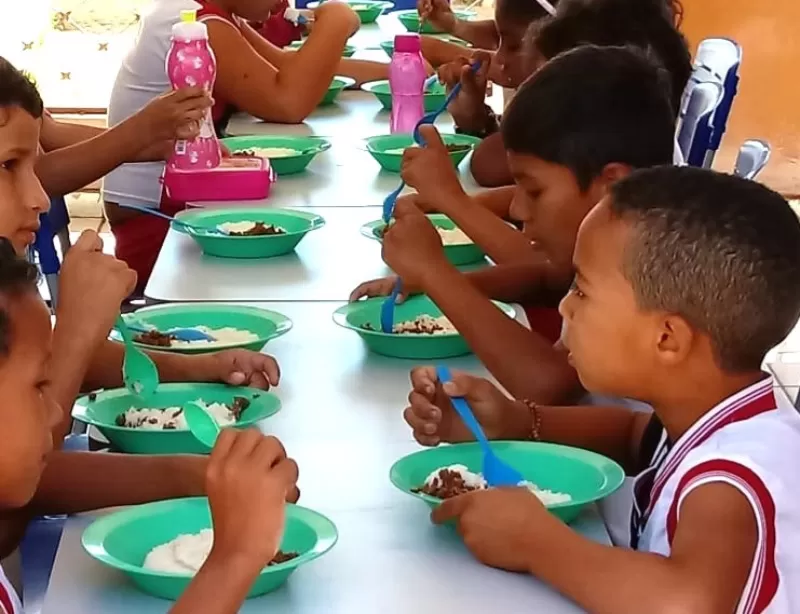 Quixaba abre chamada pública para aquisição de alimentos do PNAE