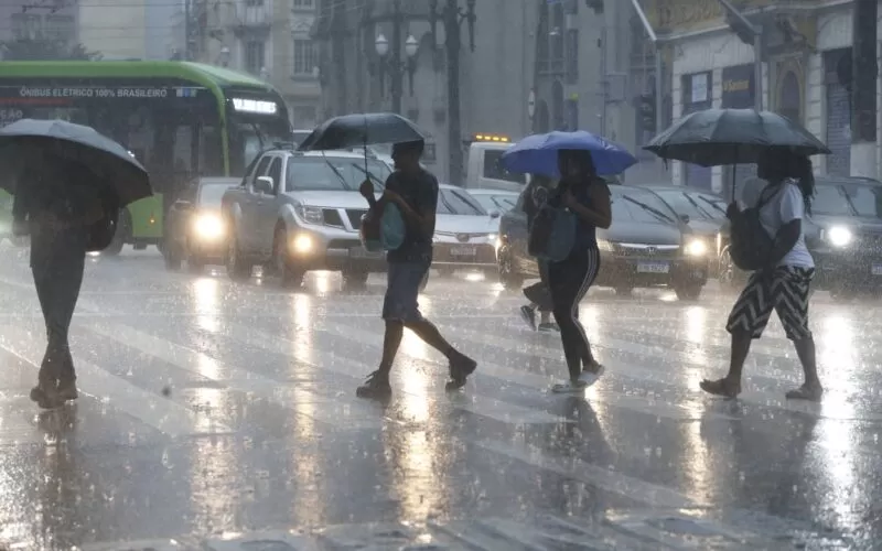 Inmet emite novo alerta de chuvas e ventos intensos para 32 cidades do Sertão