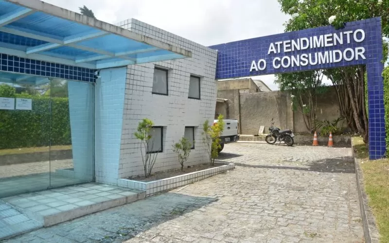 Confira dicas para evitar golpes financeiros em compras online e presenciais