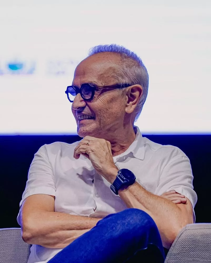 Cícero Lucena reconduz secretários e anuncia novos nomes; veja lista