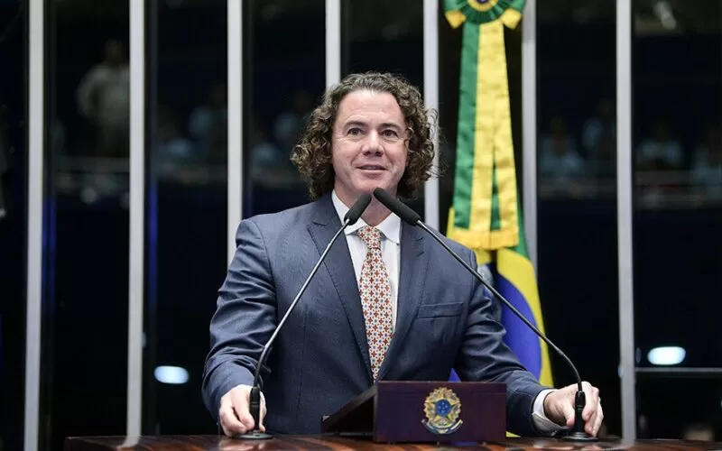 Veneziano Vital assume novo papel no Senado e reforça articulação política
