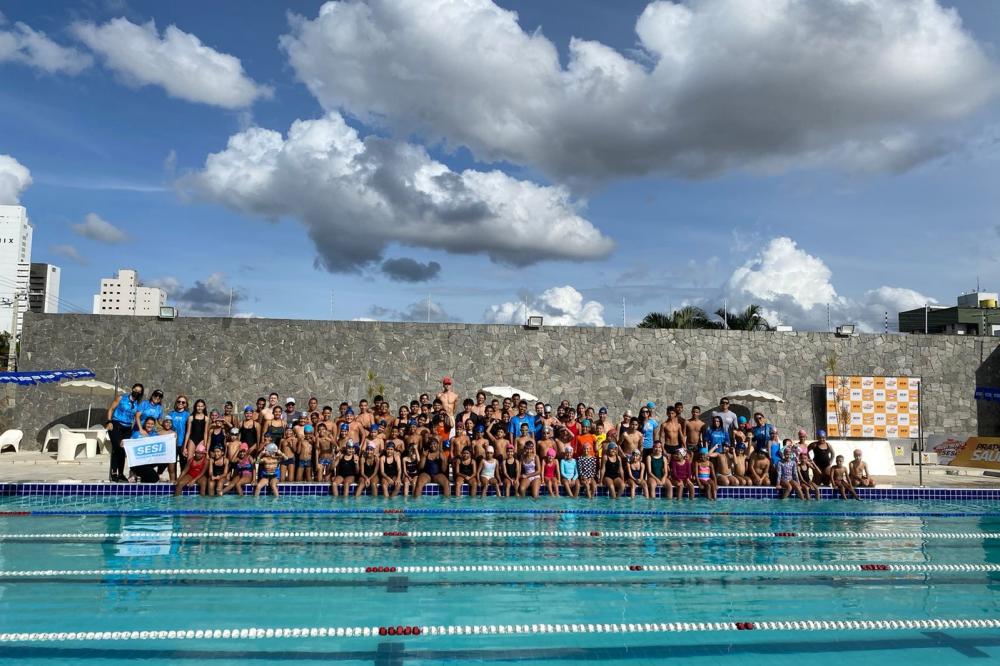 Mais de 200 atletas participam do Circuito SESI Paraíba de Natação