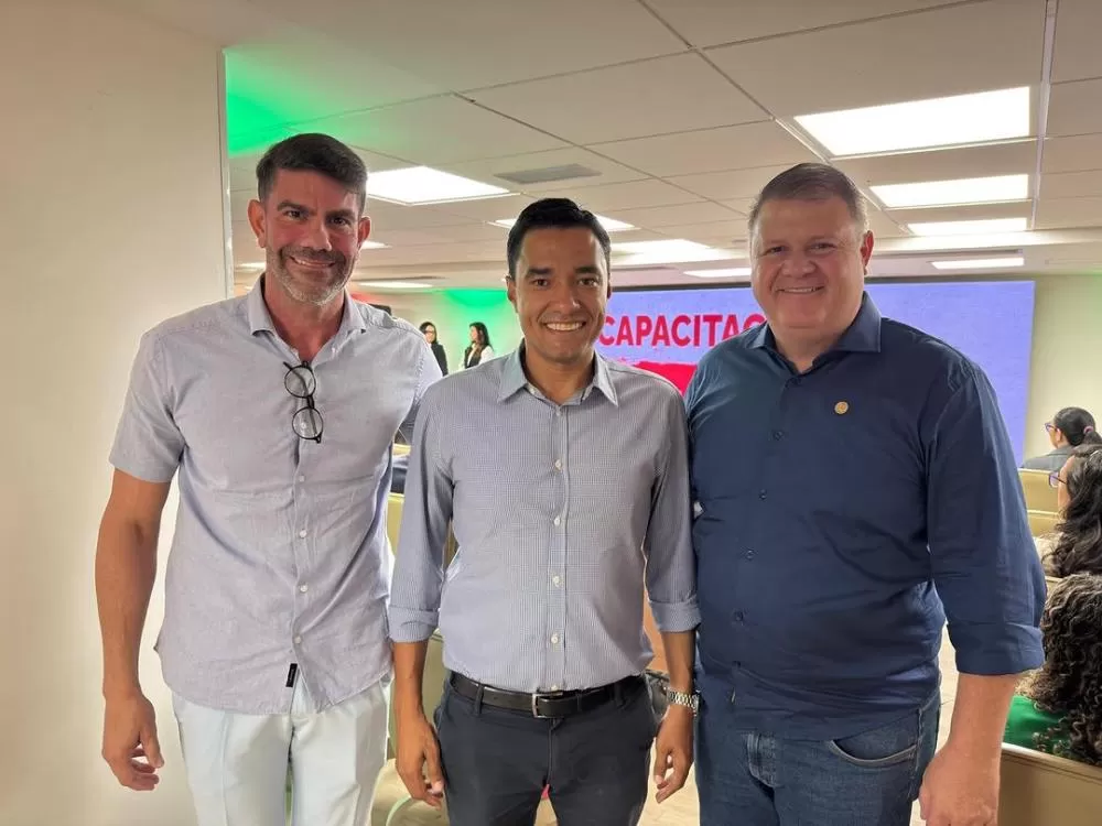 Gestores municipais participam de capacitação sobre novas regras de licitações e contratos administrativos