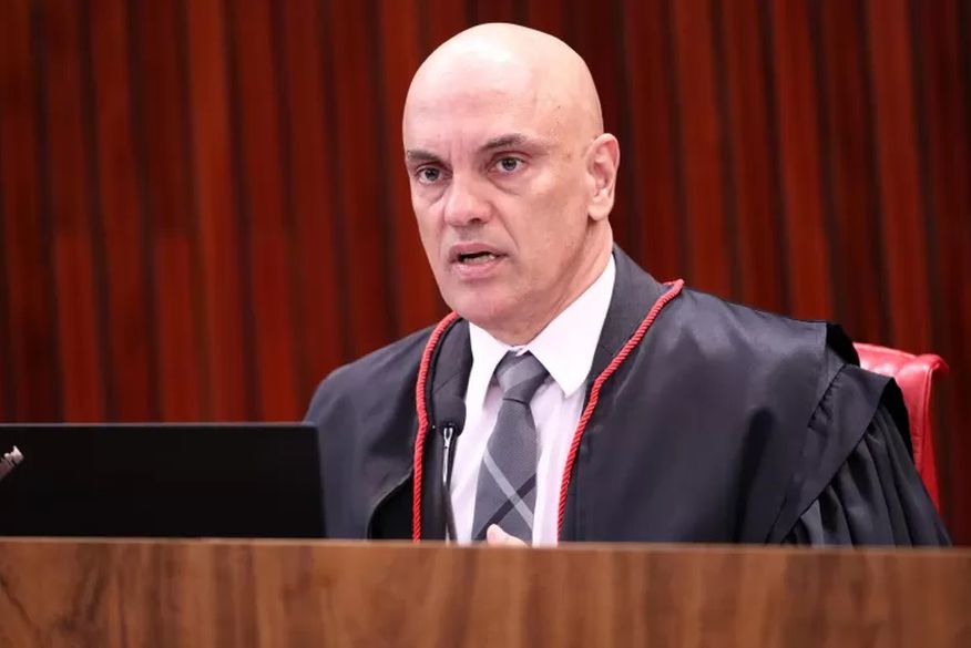 Moraes multa coligação de Bolsonaro em R$ 22,9 milhões após relatório do PL pedir anulação de votos sem indicar prova de fraude