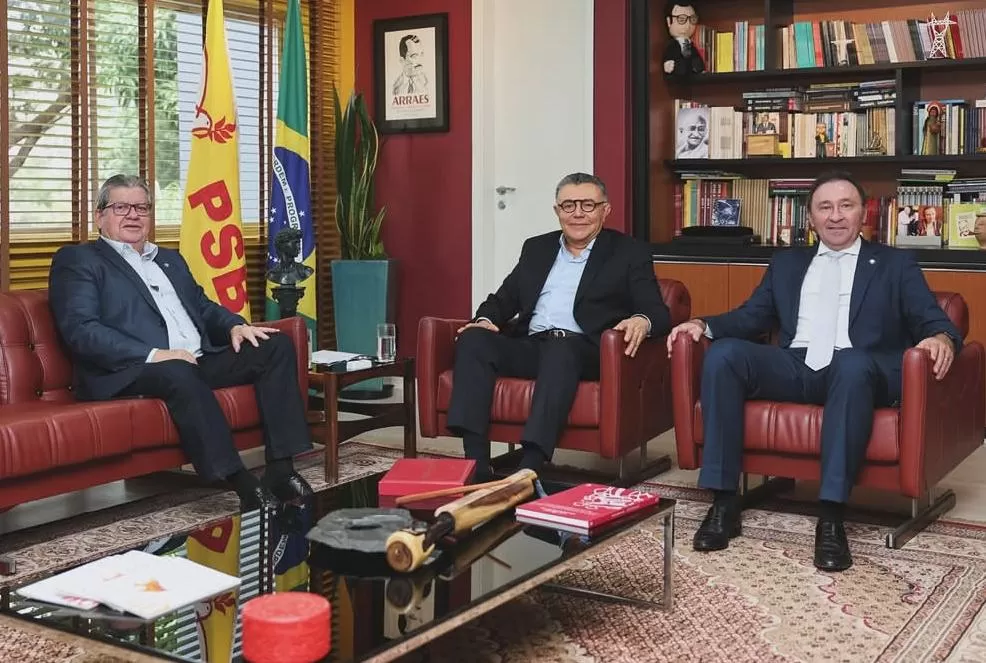 Carlos Siqueira crava: João Azevêdo será candidato ao Senado em 2026