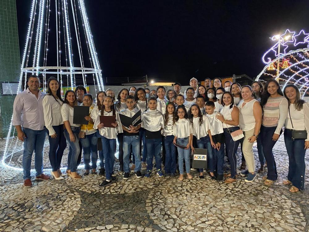 Prefeitura de Barra de Santa Rosa realiza Cantata Natalina