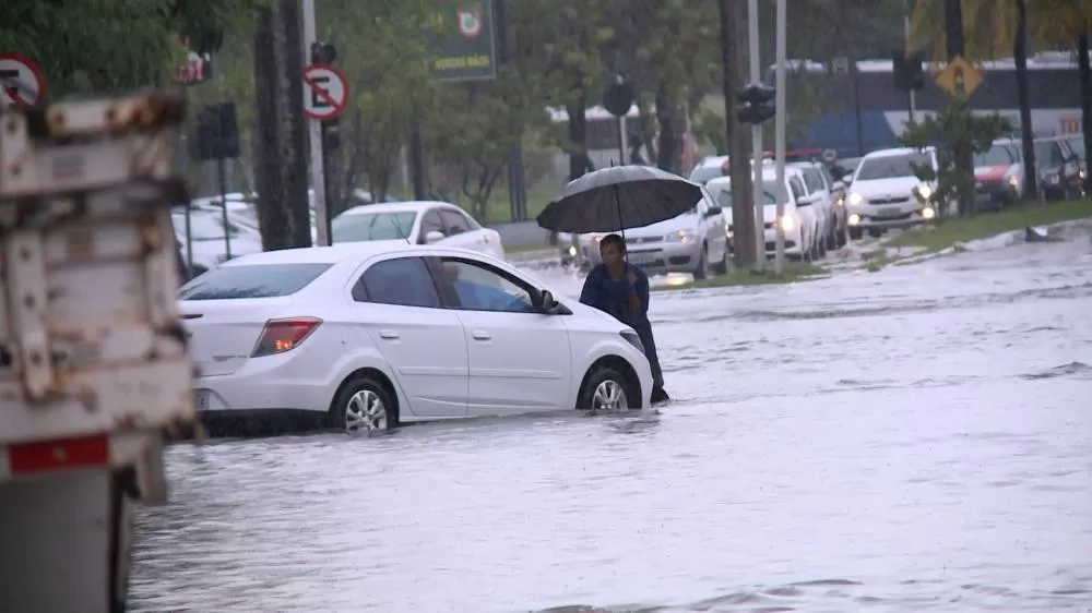 Inmet estende alerta de chuvas intensas na Paraíba até sábado (21)