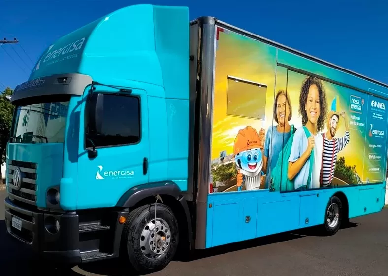 Caldas Brandão recebe o Projeto Nossa Energia com cinema, palestras e troca de lâmpadas