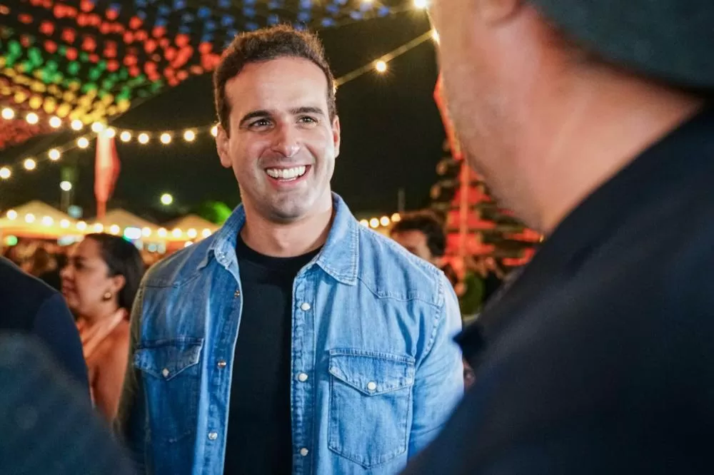 Lucas Ribeiro prestigia São João de Cuité em noite histórica de público recorde