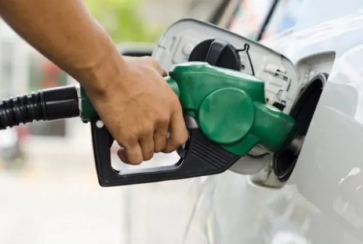 Governo eleva etanol na gasolina para 30% e ajusta biodiesel no diesel a partir de agosto