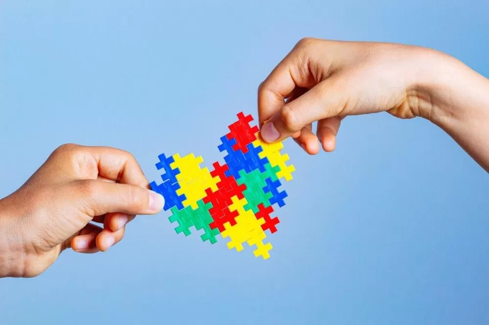 Deputados aprovam 18 de junho como Dia Nacional do Orgulho Autista