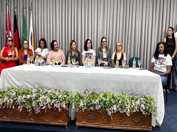 Comitiva de Bom Jesus se destaca na 1ª Conferência Regional de Políticas Públicas para as Mulheres