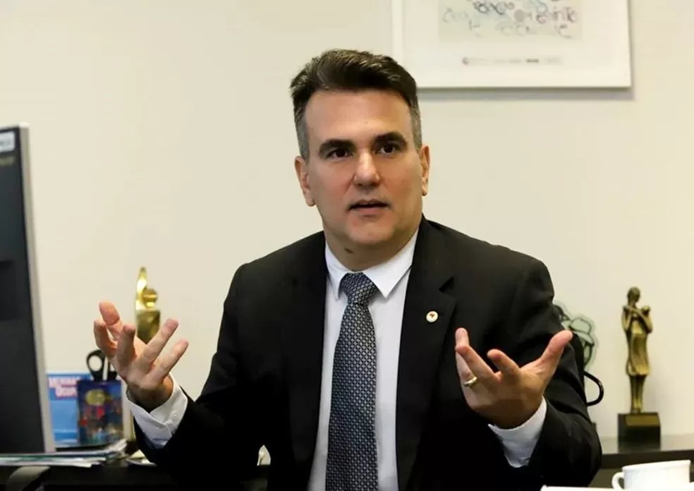 Sérgio Queiroz descarta candidatura ao Senado em 2026