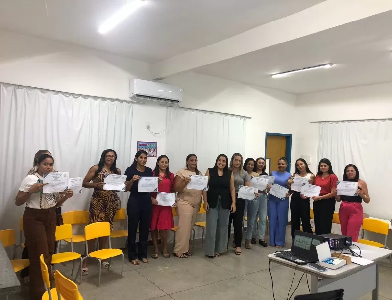 Prefeitura de Quixaba promove capacitação para cuidadores escolares da rede municipal