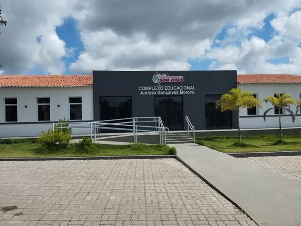 Bom Jesus antecipa meta nacional de alfabetização, e EJA no 2º ano bate recorde