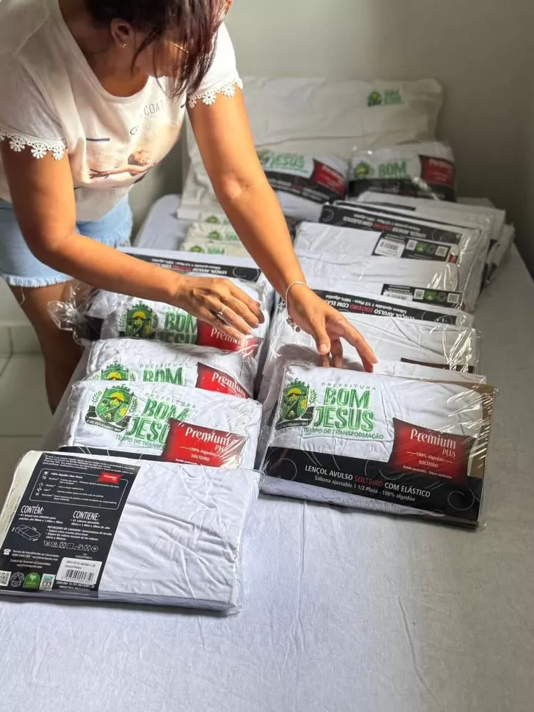 Casa de Apoio de Bom Jesus recebe novos jogos de cama personalizados