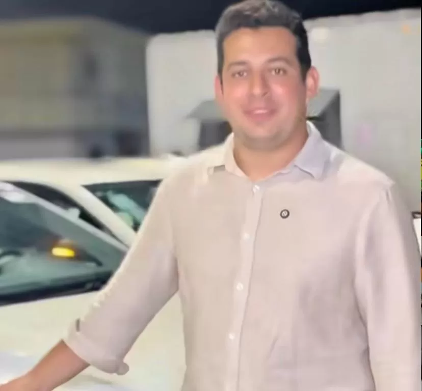 Prefeito Matheus Amorim entrega 8 veículos novos à população de São José dos Ramos