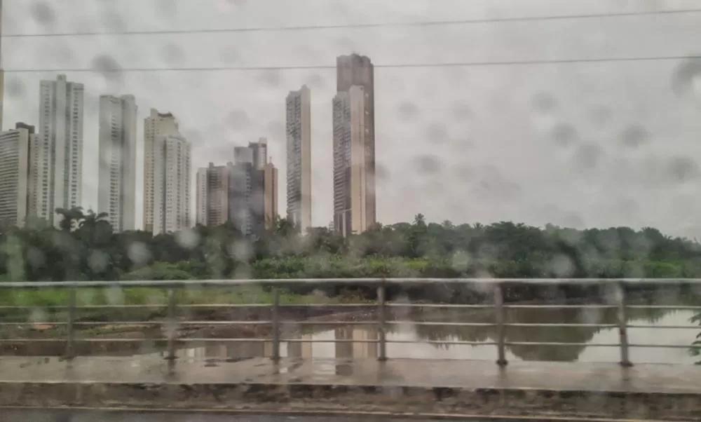 Inmet emite alerta de chuvas intensas para João Pessoa e mais 18 municípios do litoral paraibano