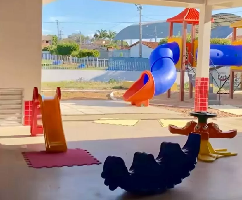 Prefeitura de Cachoeira dos Índios entrega reforma da Creche Irmã Nirvanda