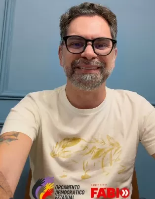 Caldas Brandão amplia licenças maternidade e paternidade para servidores efetivos