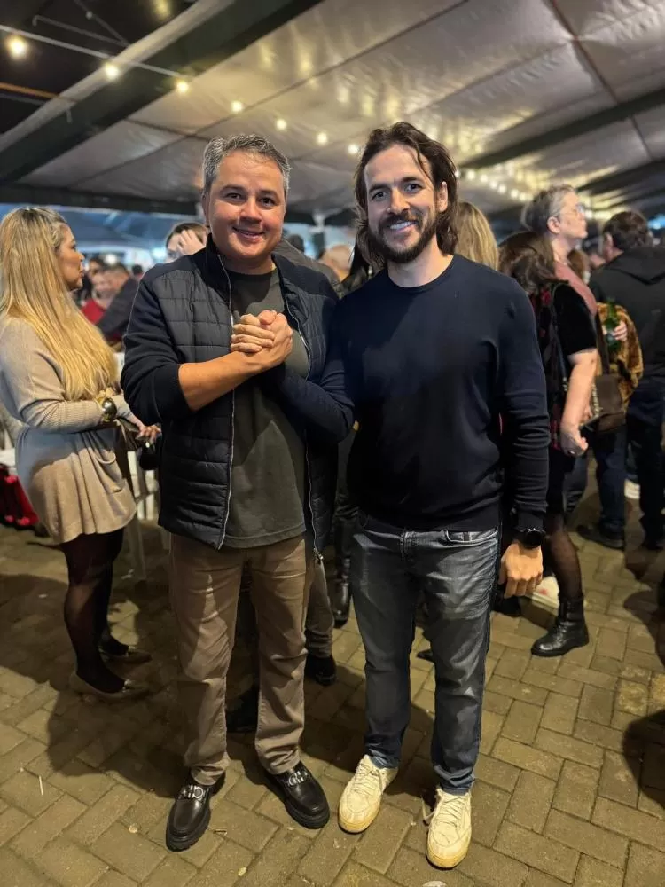 Efraim e Pedro Cunha Lima: juntos em Bananeiras celebram cultura, reencontros e esquentam a cena política 