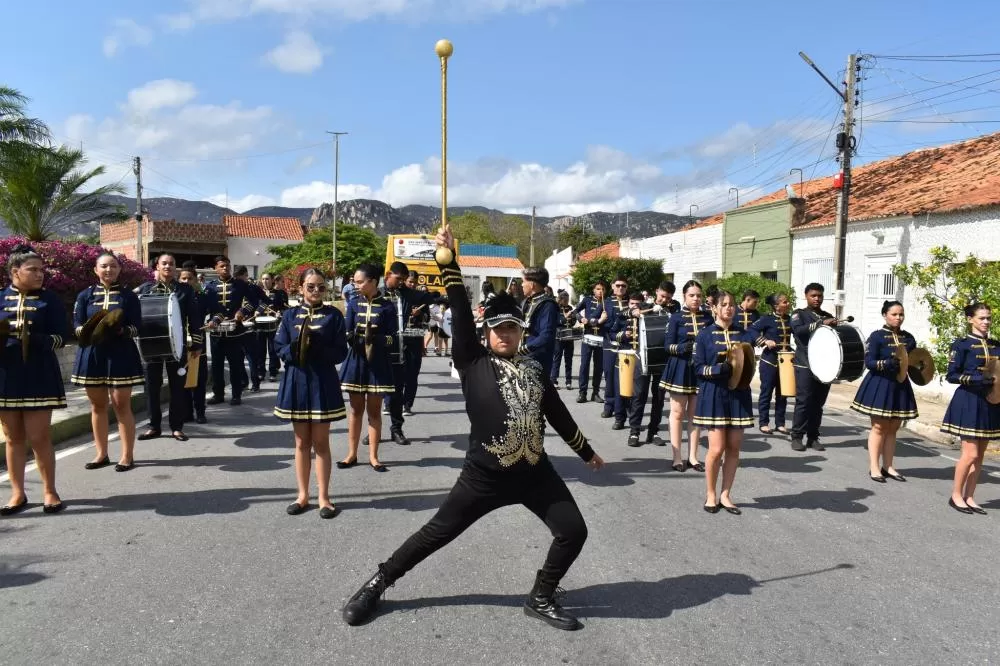 São José do Bonfim celebra 7 de Setembro com desfile cívico emocionante