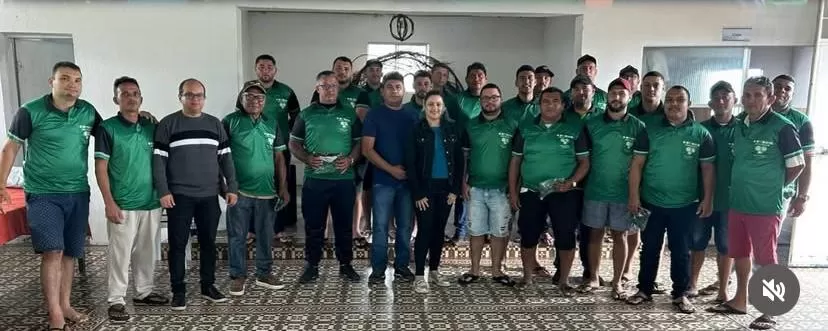 Serraria valoriza servidores com entrega de novos fardamentos para motoristas e operadores de máquinas