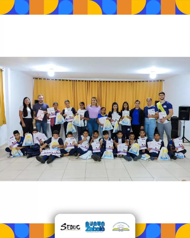 Zabelê entrega novos materiais didáticos para alunos do Ensino Fundamental