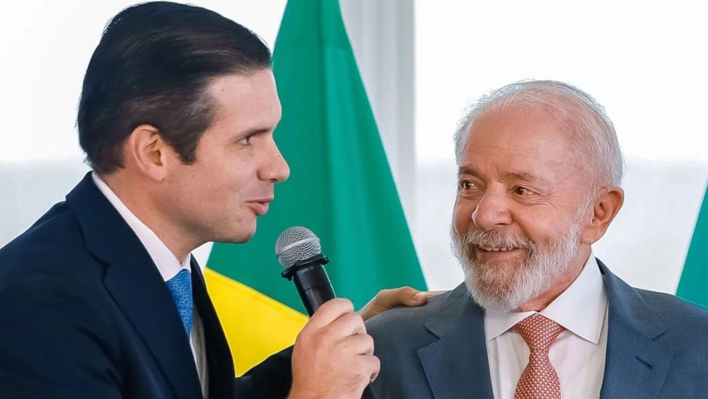 Lula pressiona Hugo Motta contra anistia do 8 de janeiro e insiste em ampliar isenção do IR
