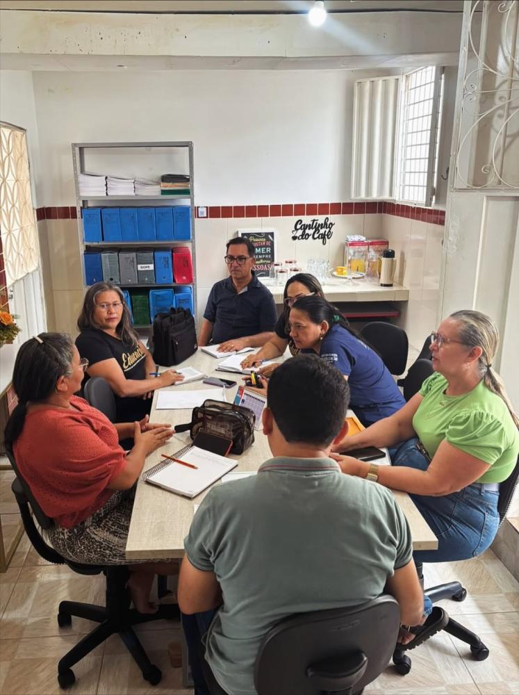 Prefeitura de Passagem promove reunião de planejamento para encerrar ano letivo de 2025