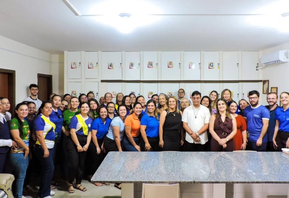 Prefeitura de Zabelê reinaugura sala dos professores em escola do município