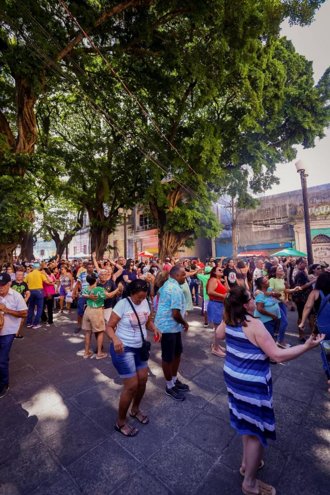 Sabadinho Bom apresenta Banda 5 de Agosto em homenagem aos 30 anos da Funjope