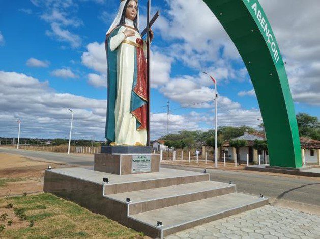 TCE intima prefeito de Santa Helena por pagamento em excesso em obra do portal da cidade